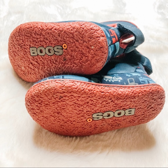 SOLD Baby Winter Bogs - Picture 2 of 3